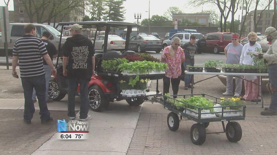 Downtown Lima is in full bloom thanks to Gardeners of Lima