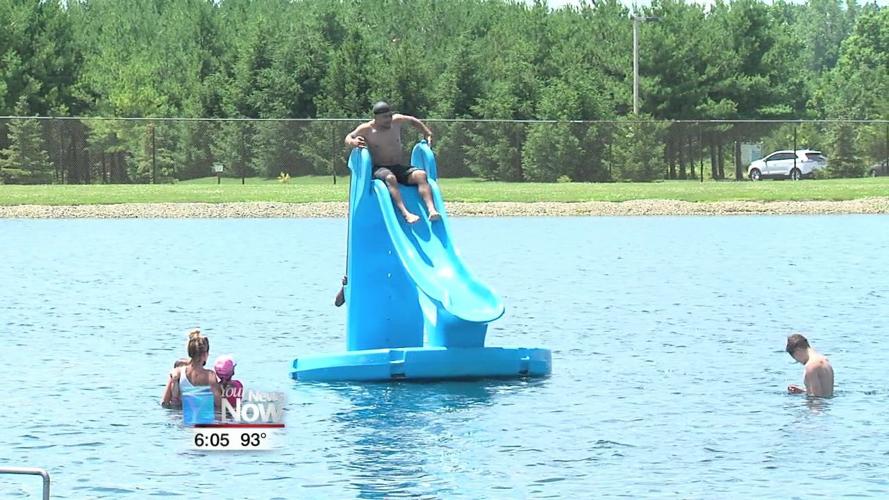 People pack the Ottawa Metro Park Beach to beat the heat wave 2.jpg
