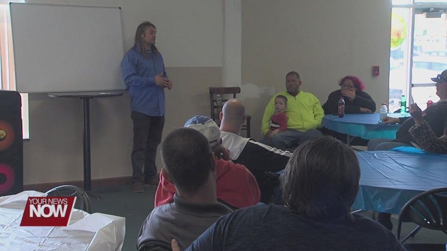 Hayes holds rally aimed at veterans
