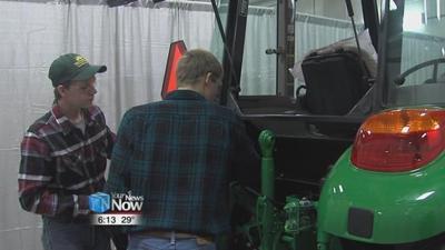 Tractor troubleshooting competition held in Lima