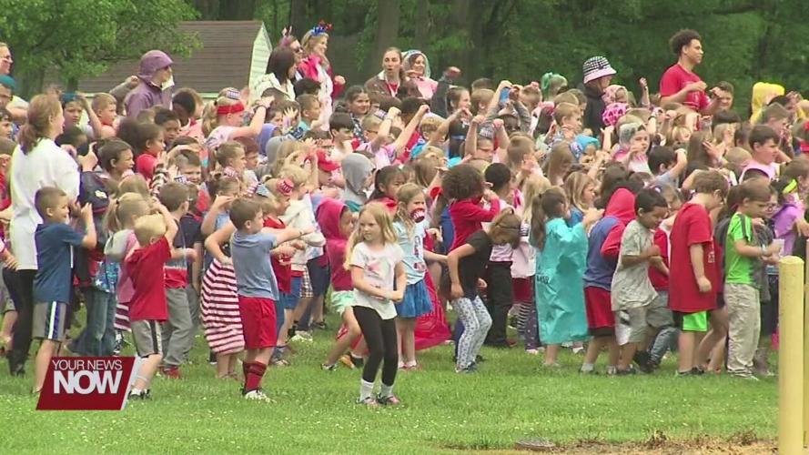 Shawnee Elmwood students promote a healthy lifestyle during Daily Mile event