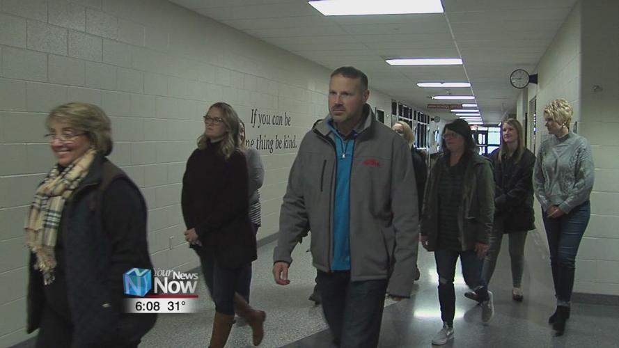 The 2019 Allen Lima Leadership class heads into the classroom