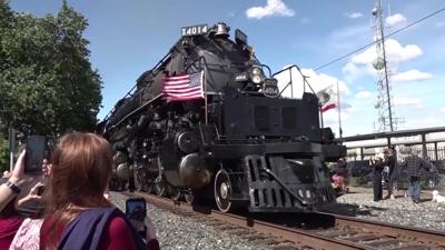 Thousands gather in Putnam County to see historic Union Pacific Big Boy 4014