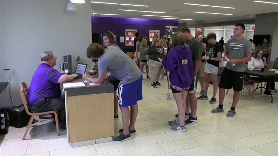 Bluffton University welcomes new students to campus