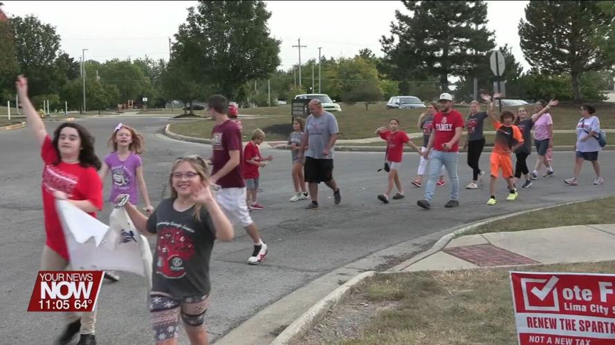 Lima City Schools community rallies ahead of homecoming game with first-ever parade downtown