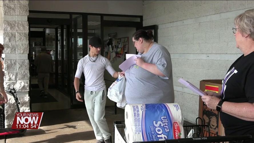 Crossroads Crisis Center raises donations of household supplies for shelter at local Chief Supermarkets