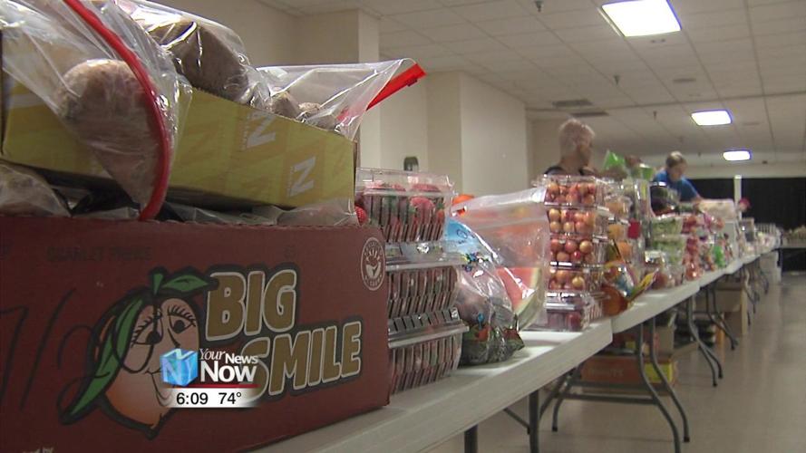 Mike's Food On Us event continues on in Delphos 2.jpg