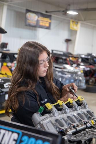 UNOH students gain hands-on training with engine donation from Intersport