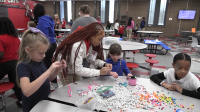 Lima Senior students spend time with Heritage Elementary students