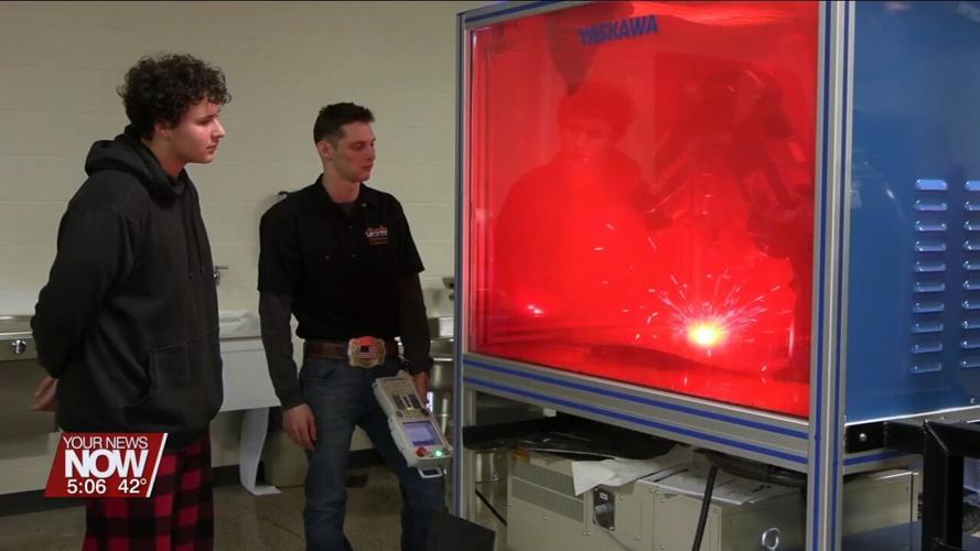 Area students get the 4-1-1 on career tech education options at Apollo Career Center