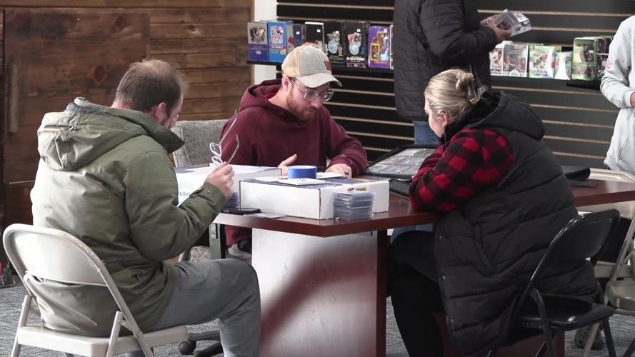 Card collectors and fitness fans find holiday gifts at Lima small businesses