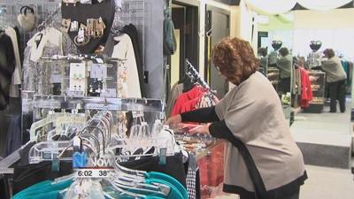 Shops in downtown Lima prepare for Small Business Saturday