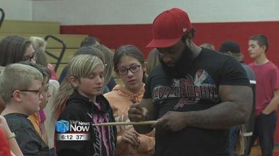 Elec Simon Speaks About Life Bullying To Wapak Middle Schoolers News Hometownstations Com