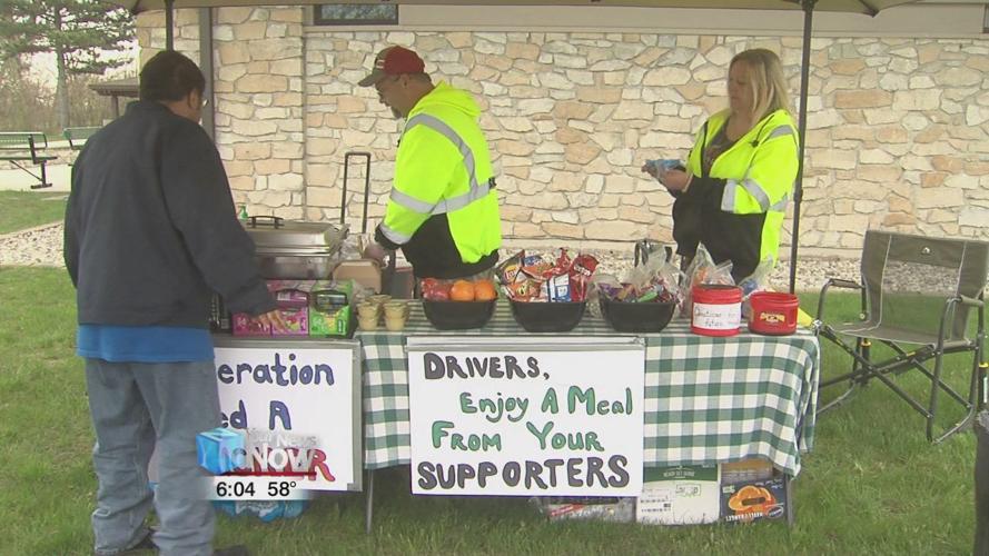 Findlay couple shows appreciation to truck drivers with "Operation Feed a Trucker"