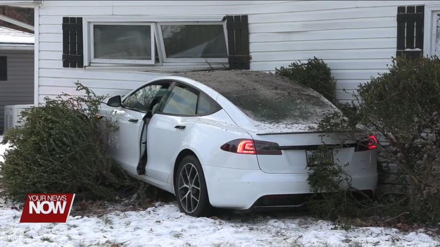 Driver OK after crashing vehicle into a home on Ft. Amanda Road