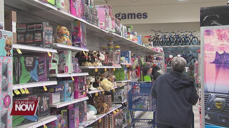 Black Friday crowds shrink as COVID-19 cases grow