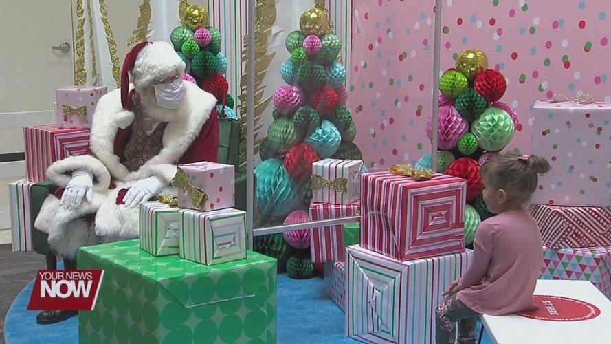 Santa sets up shop at the Lima Mall