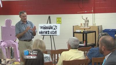 Wapakoneta community gets sneak peek at Armstrong sculpture