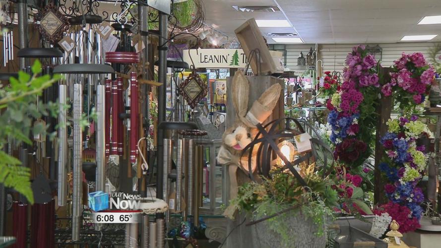 Florists hopeful sales will be up this Mother's Day despite COVID-19 protocol