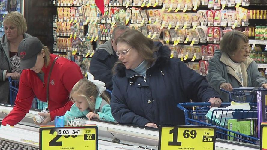 Shopping for Thanksgiving dinner