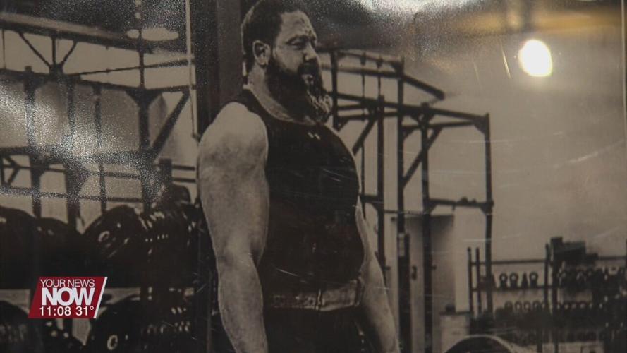 Columbus Grove man sets world record for block press