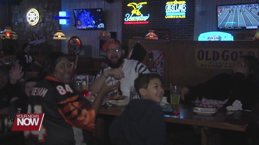 Bengals fans pack Beer Barrel in Lima to watch the Super Bowl