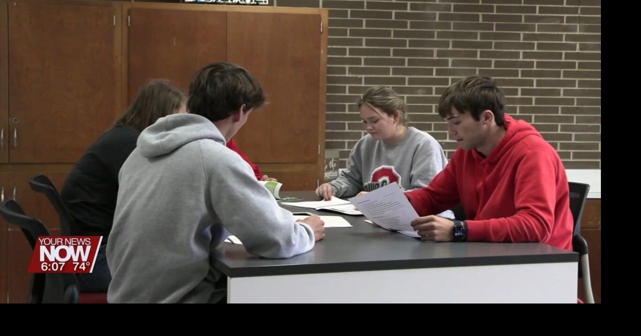 Delphos Jefferson receives Career Choices Silver Medal award for