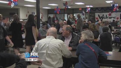 Wapak Middle School students thank veterans