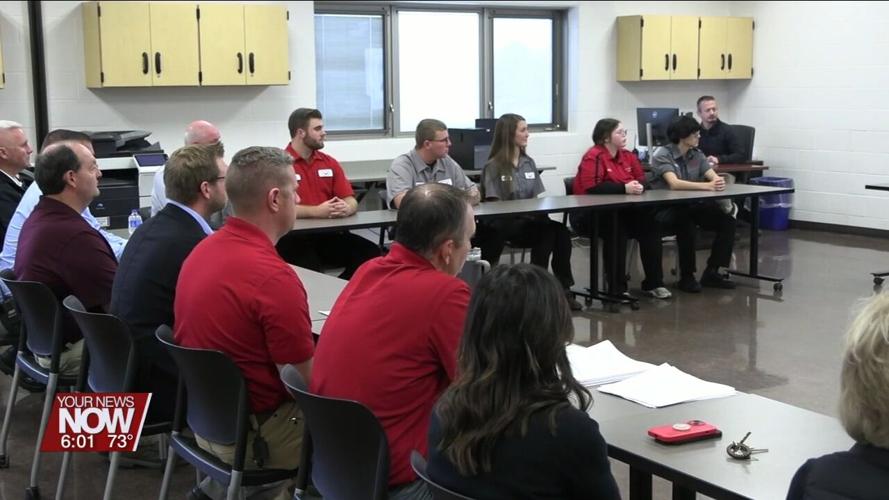 Vantage Career Center welcomes Lt. Governor Jon Husted to tour the facility and see next gen workforce