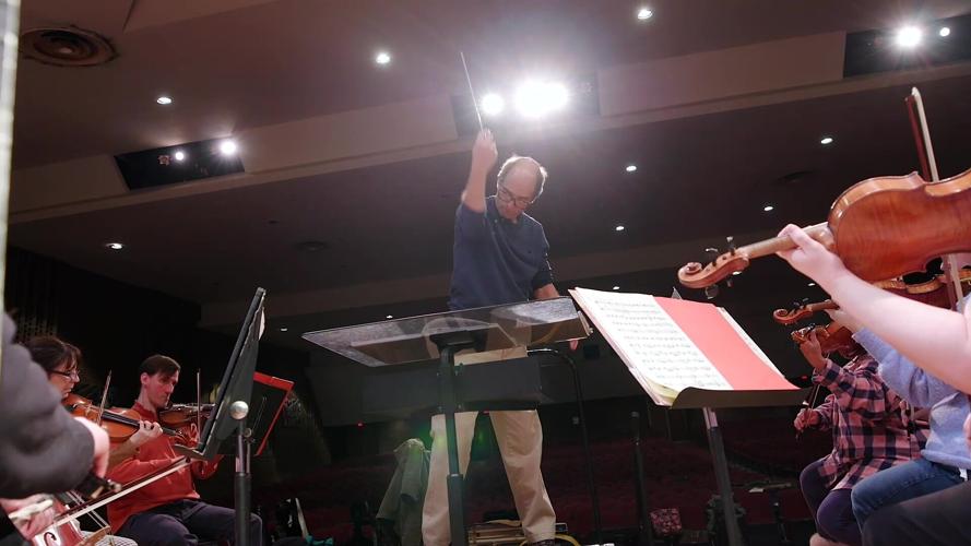 New technology helps music conductor ease Parkinson’s symptoms