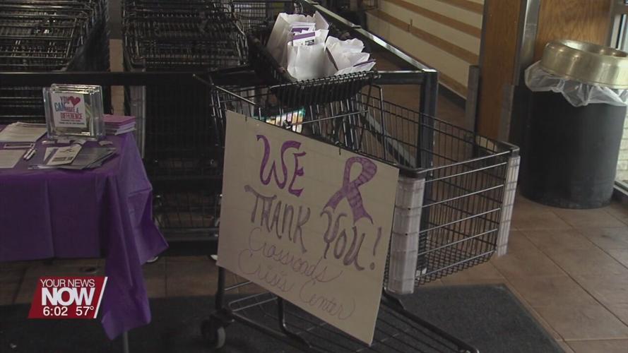 Crossroads Crisis Center gets community involved with "Make a Difference Day"