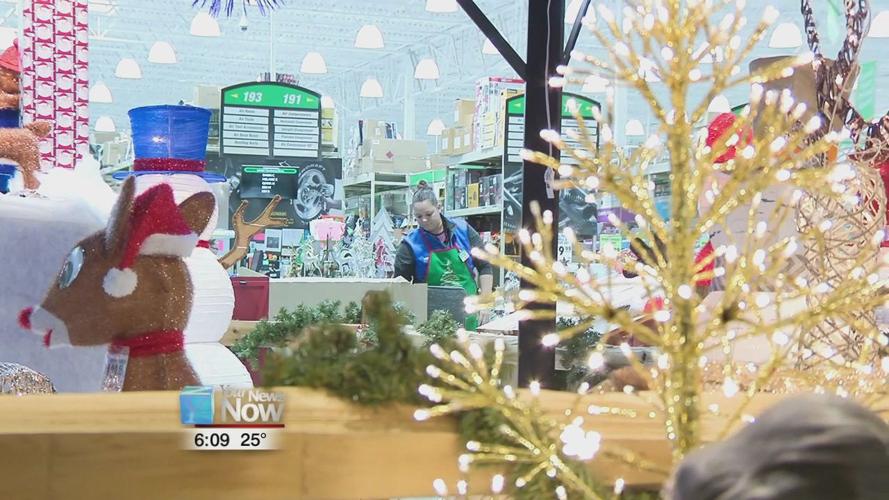 Stores preparing for last-minute holiday shoppers