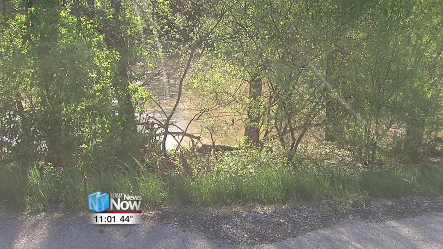 Man dies trying to rescue dog from Ottawa River2.jpg