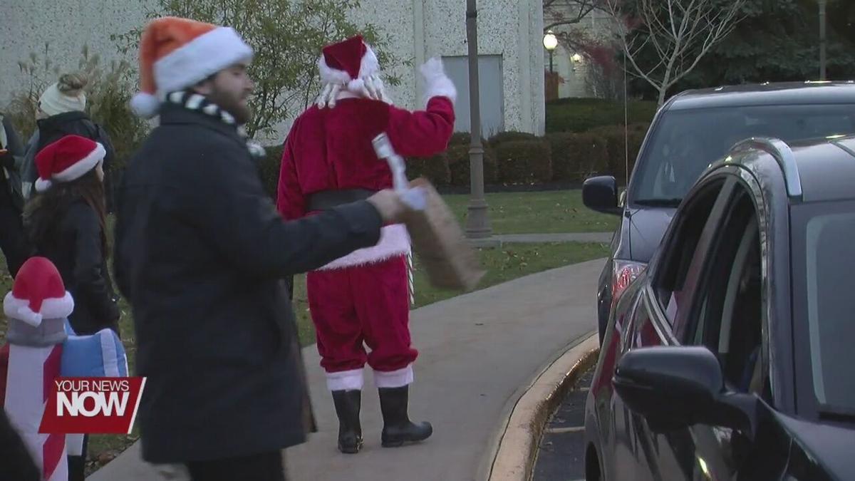 U of Findlay host 2nd Letters to Santa Drive-Thru event