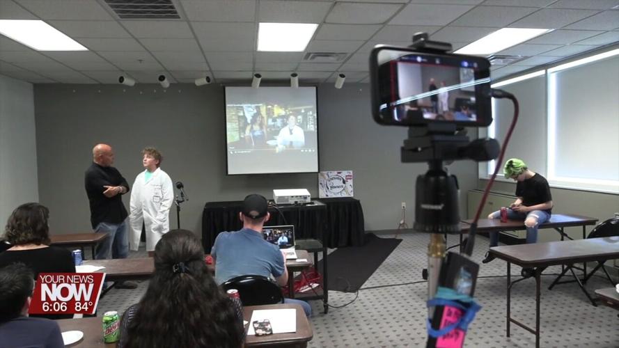 Local teenagers learn to be positive influences on the internet