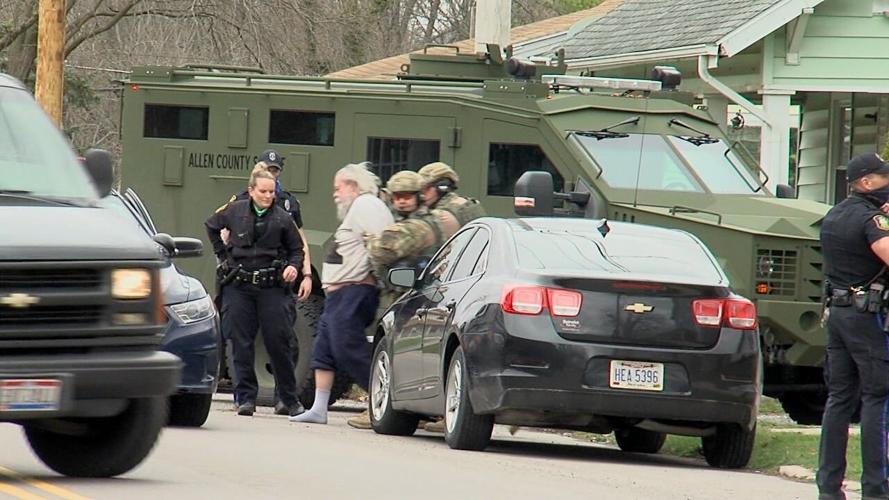 Domestic violence call leads to several hour standoff in Lima