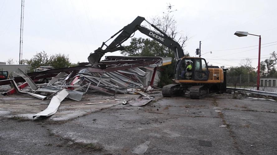 Swifty gas station on Elida Road demolished