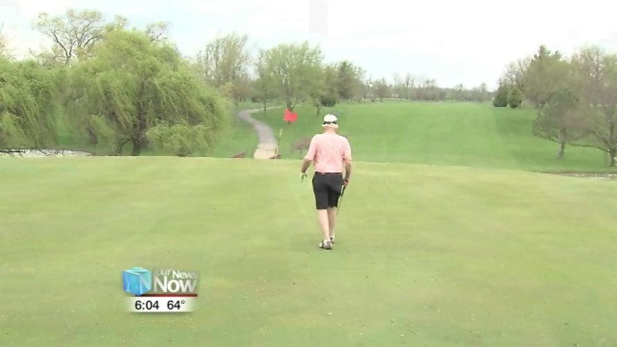 Weather holding up golf play 2.jpg