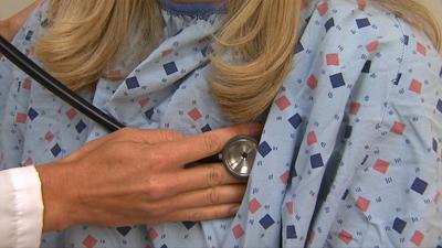 Heart attack survivor shares warning signs for women