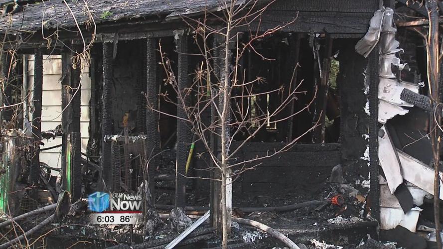 Fire consumes a vacant home in Alger 1.jpg