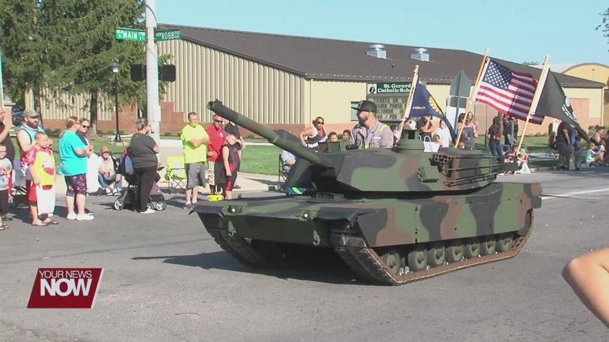 Labor Day Parade in Lima focuses on workers and the unions behind them