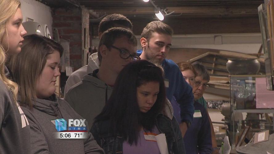 Delphos seniors experience town history on walking tour News