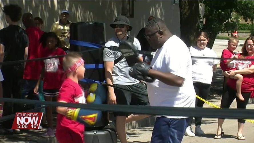 Non-profit Soldiers of Honor talks to Lima Kiwanis about helping area kids through boxing