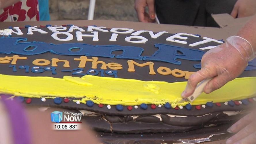 Giant MoonPie becomes tasty treat for festival goers 2.jpg