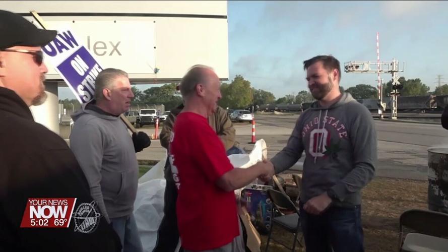 Congresswoman Kaptur and Senator Vance visit striking UAW workers in Toledo