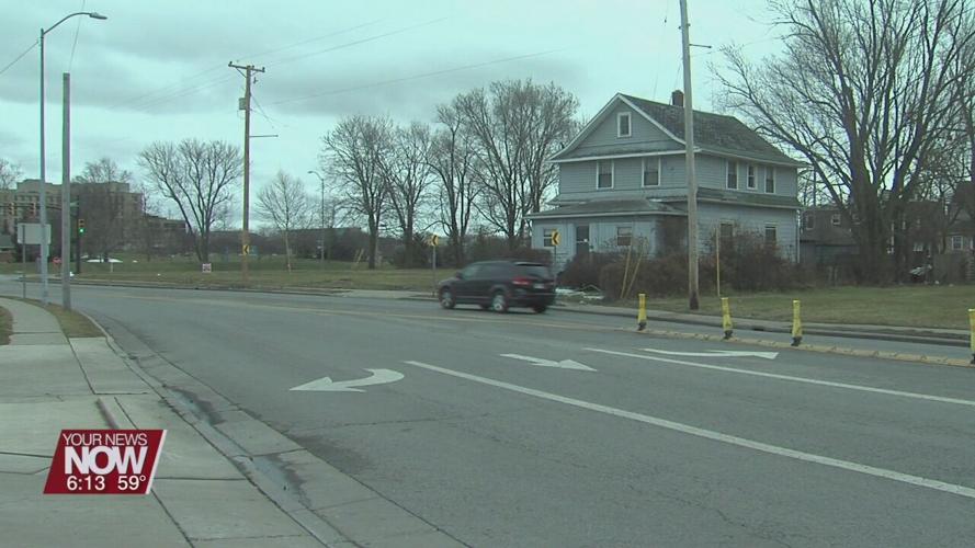 Car crash causes power outages in Lima