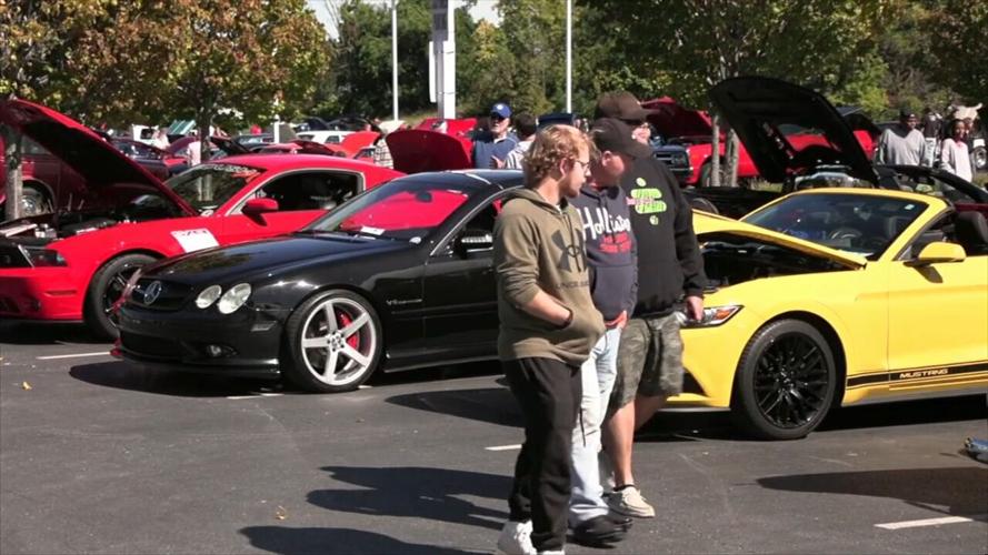 Cars and the community show up to support Veterans Food Pantry