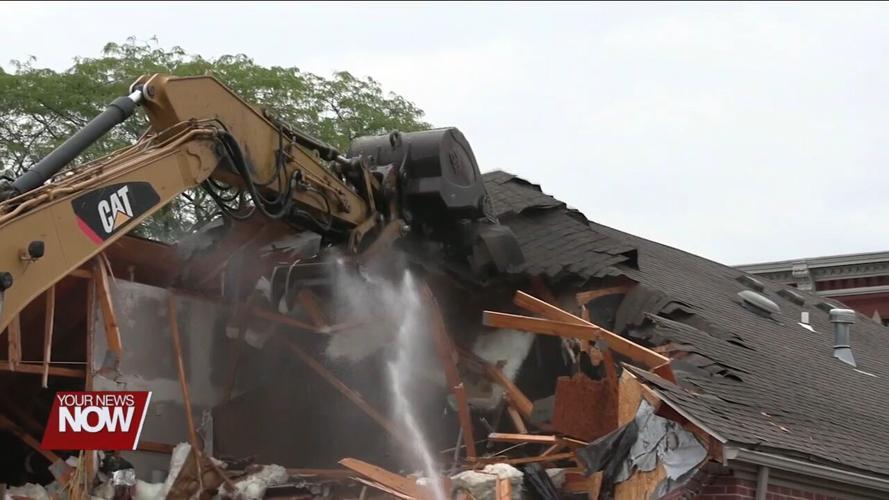 Building at 221 N. Main Street comes down in preparation for new administration building