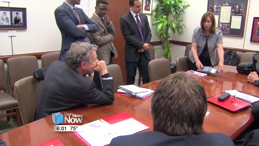 Sherrod Brown works on Fentanyl Sanctions Act.jpg