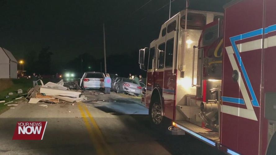 Three vehicle crash blocks Allen County intersection